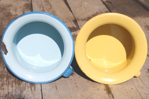 photo of primitive old enamelware baby potty lot, small chamber pot in blue & one in yellow #4