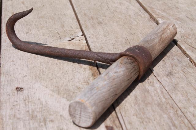 photo of primitive old hand forged iron hook, bale hook or butcher's meat hook, early 1900s antique #2