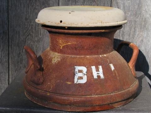 photo of primitive old low table or plant stand, made of vintage dairy farm milk can #1