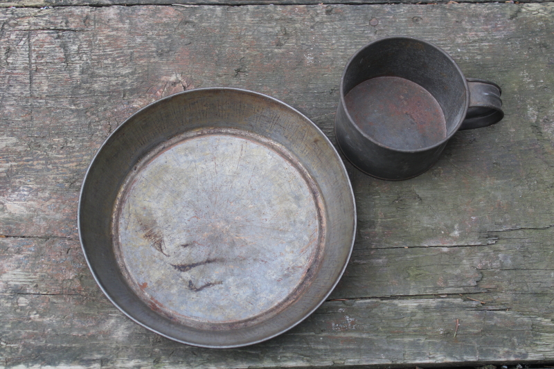 photo of primitive old tin plate & cup, rustic western cowboy vintage pan and mug  #2