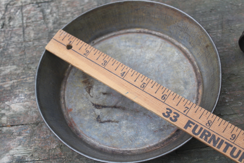 photo of primitive old tin plate & cup, rustic western cowboy vintage pan and mug  #4