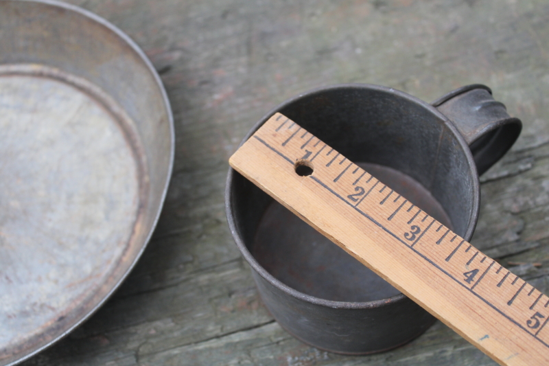 photo of primitive old tin plate & cup, rustic western cowboy vintage pan and mug  #5