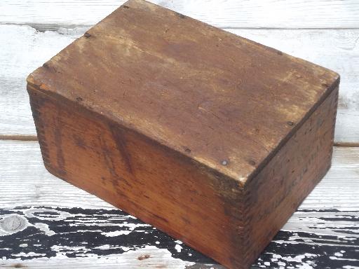 photo of primitive old wooden hardware packing crate, antique dovetailed wood box #5