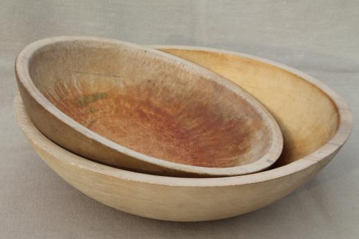 photo of primitive old wooden nesting bowls, vintage Munising wood salad bowl & dough bowl #1