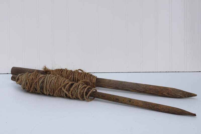 photo of primitive rustic old farm tool, garden row marker wood stakes w/ sisal baling twine rope #1