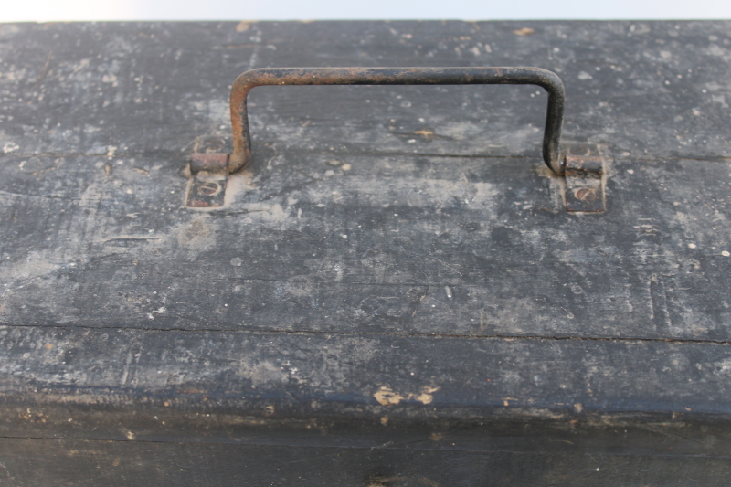 photo of primitive vintage carpenter's tool box, heavy wood toolbox w/ original painted finish  #7