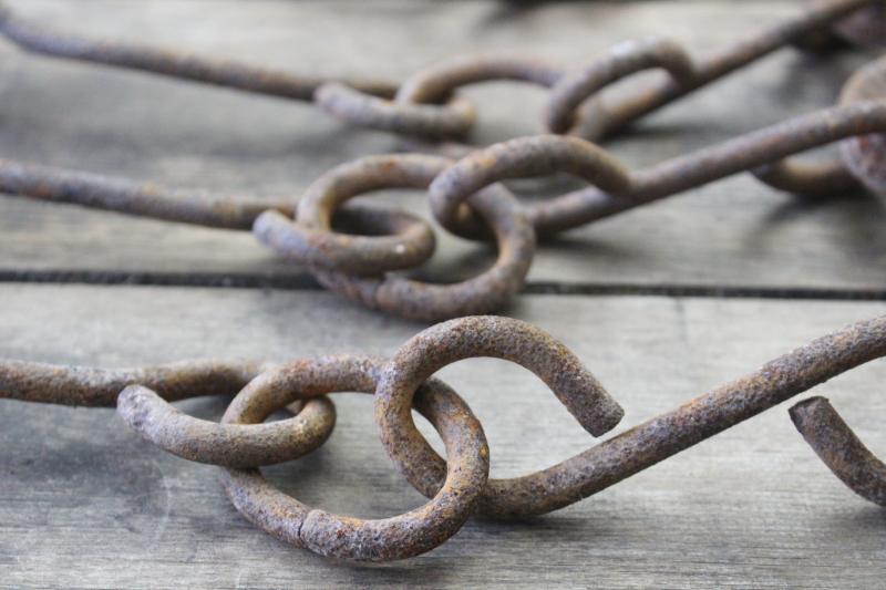 photo of primitive vintage chains w/ cast iron rings, drag for farm cultivator or grain planter #5