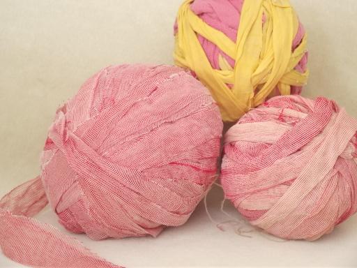 photo of primitive vintage cotton rag balls lot, 30s & 40s prints & colors #4