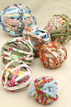 catalog photo of primitive vintage rag balls, old cotton fabric rug ball bowl fillers, rustic country decor