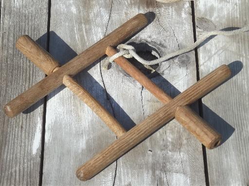 photo of primitive vintage rope winder, old wood hand winder / clothesline reel #5