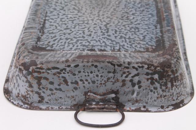 photo of primitive vintage spatterware enamel ware baking pan w/ tray handles, old grey graniteware #7