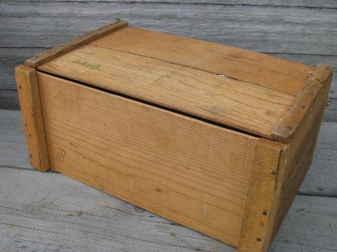 photo of primitive vintage wood box, original old paper fruit crate label Placerville Maid #7