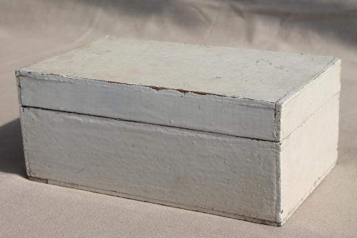 photo of primitive vintage wood cigar box, keepsake box w/ shabby chippy old white paint #1