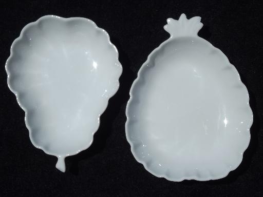 photo of pure white porcelain side plates for seeds & fruit pits, fruit shapes #2