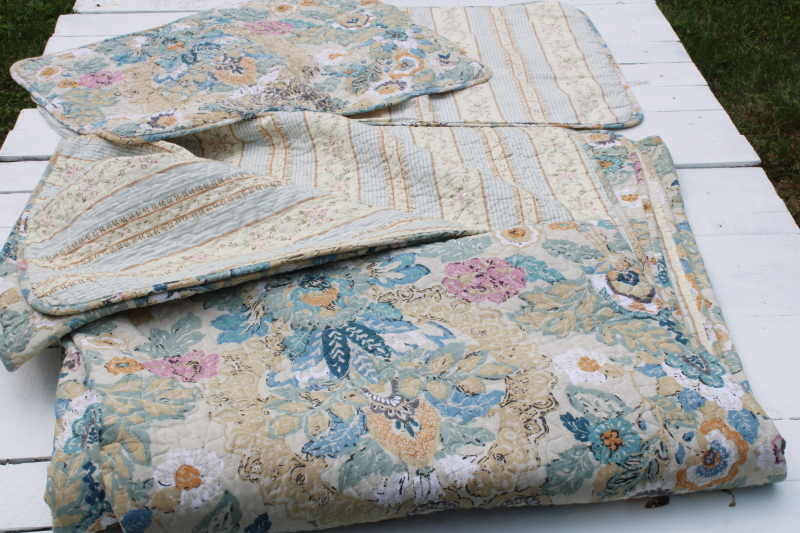 photo of queen size quilted cotton bedspread & shams, boho paisley print reversible floral stripe, blue pink tan  #1