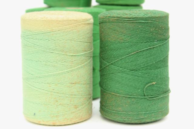 photo of rainbow of vintage cotton string spools, baker's twine cord yarn or weaving thread #5