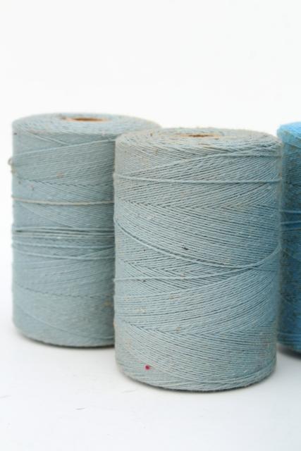 photo of rainbow of vintage cotton string spools, baker's twine cord yarn or weaving thread #8