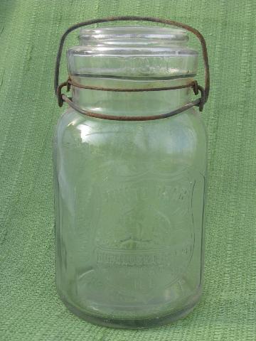 photo of rare White Bear bail lid mason canning jar, Durand & Kasper, Chicago #1