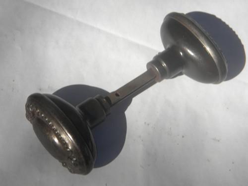 photo of rare antique Victorian vintage ornate cast iron oval door knob #4