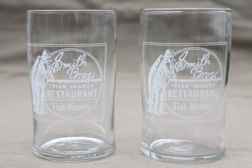 photo of rare old glass tumblers advertising Smith Bros Fish Shanty restaurant Port Washington #4