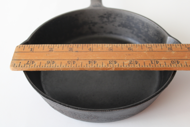 photo of rare vintage Griswold cast iron Good Health Skillet 5 numbered 655, 7 3/4 diameter frying pan  #3