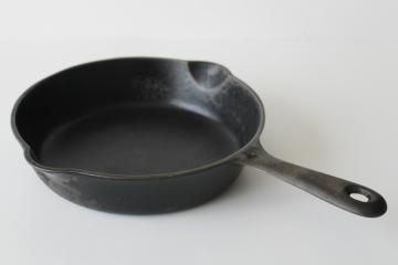 rare vintage Griswold cast iron Good Health Skillet 5 numbered 655, 7 3/4 diameter frying pan 