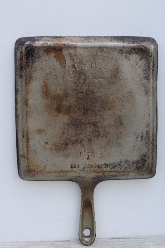 photo of rare vintage Wagner Ware Sidney O cast iron skillet square 1103 D patent pending bacon griddle #1