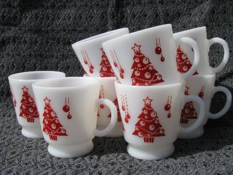 photo of red and white Christmas trees, vintage Hazel Atlas milk glass cups #1