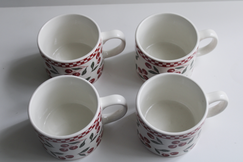 photo of red cherries jubilee print Oneida Majesticware ceramic mugs, vintage set of 4  #2