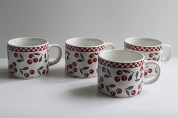 catalog photo of red cherries jubilee print Oneida Majesticware ceramic mugs, vintage set of 4 