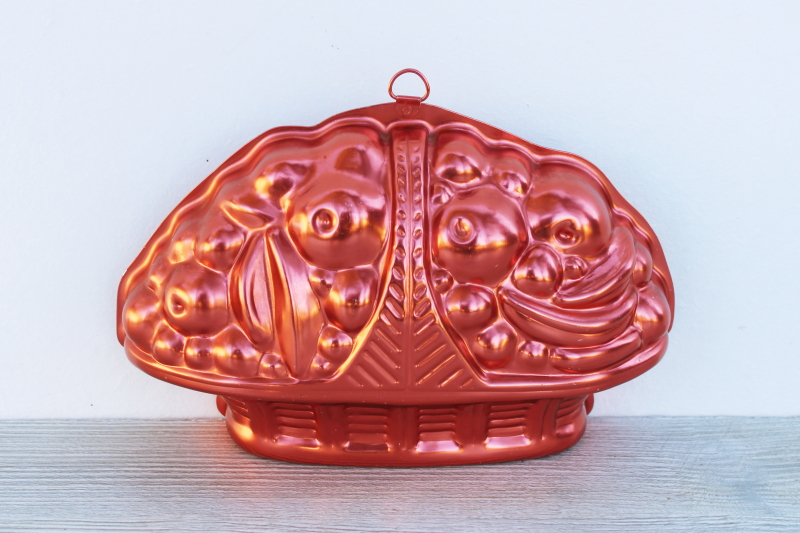 photo of red copper color aluminum mold, vintage Mirro pan for baking or jello molds #4
