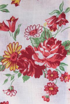 catalog photo of red & coral roses & yellow daisies vintage print cotton feed sack fabric