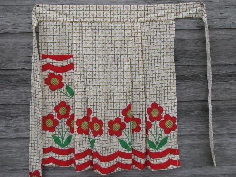 photo of red flowers vintage cotton print kitchen apron, 1950s-60s half-apron #1