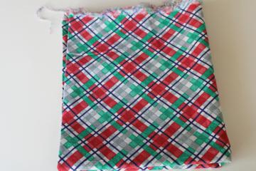 catalog photo of red / green / grey checked plaid print cotton feedsack fabric, 40s 50s vintage