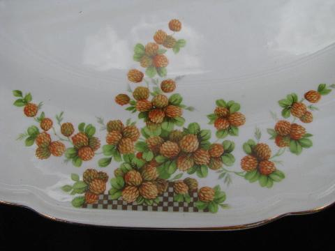 photo of red strawberries, vintage Crown Potteries strawberry china, lot of platters #4