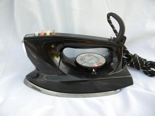 photo of retro 1960s Presto Spray Steam electric iron, vintage laundry #2