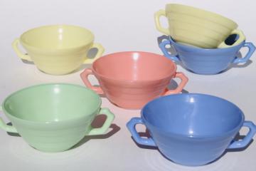 catalog photo of retro 50s vintage Hazel Atlas Moderntone platonite pastels cream soup bowls, pastel colors