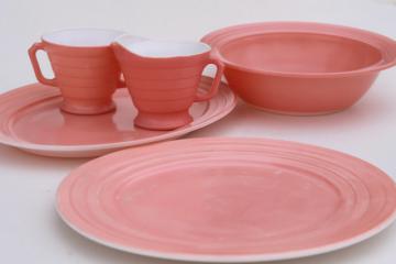 catalog photo of retro 50s vintage serving dishes & cake plate, Hazel Atlas Moderntone platonite pink on milk glass 