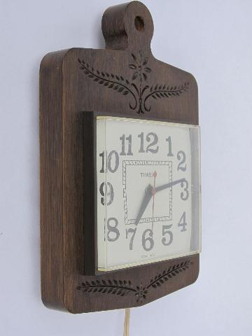 photo of retro 70s vintage Timex kitchen wall clock, chip carved plastic frame #2