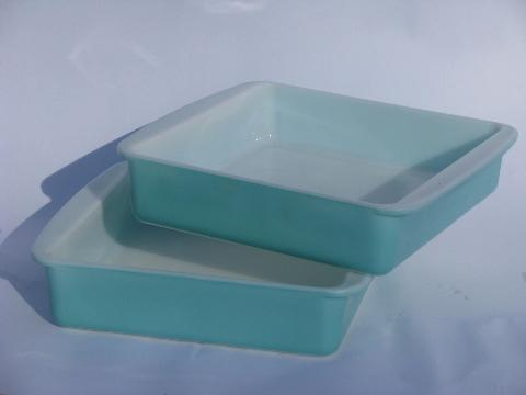 photo of retro aqua / white vintage Pyrex glass baking dishes, square pans #1