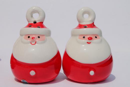 photo of retro ceramic holiday spice set, Christmas Santa shakers hanging ornaments on rack #4