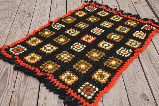 photo of retro fringe crochet afghan blanket, 70s vintage fall harvest colors & black #2