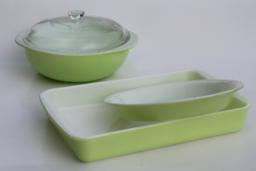 catalog photo of retro lime green Pyrex casserole, pie plate & baking pan, mid-century vintage