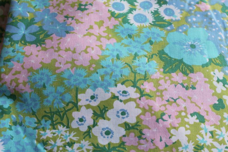 photo of retro mod flower print bed sheets, vintage bedding aqua lavender lime green floral #2