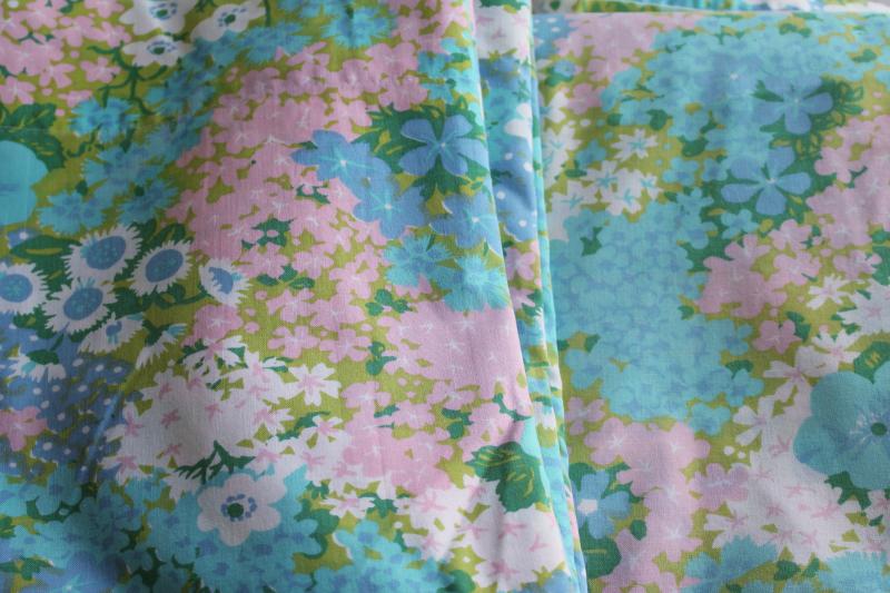 photo of retro mod flower print bed sheets, vintage bedding aqua lavender lime green floral #6