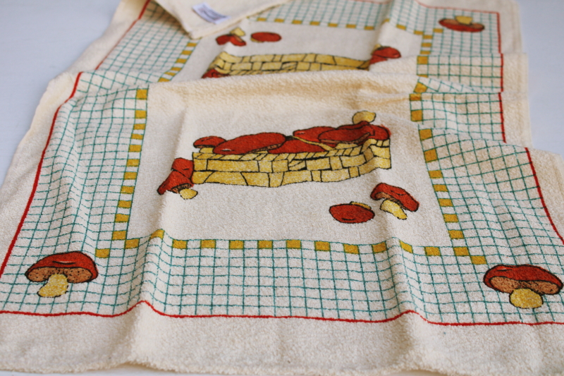 photo of retro mushroom print vintage cotton terrycloth kitchen towel, porcini mushrooms  #1