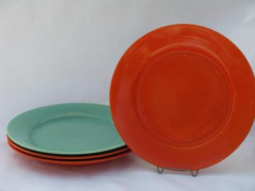 catalog photo of retro orange / fiesta green, vintage Gladding-McBean Franciscan California pottery plates