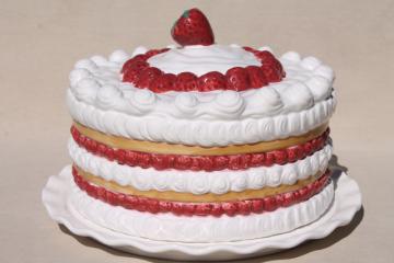 catalog photo of retro vintage handmade ceramic cake cover, strawberry shortcake plate w/ dome