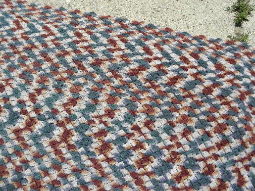 photo of retro vintage handmade crochet varigated tweed yarn 'rag rug' throw rug #2