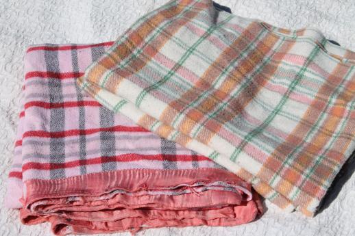 photo of retro vintage plaid camp blankets for camping, tailgating, cabin bunk blankets #1